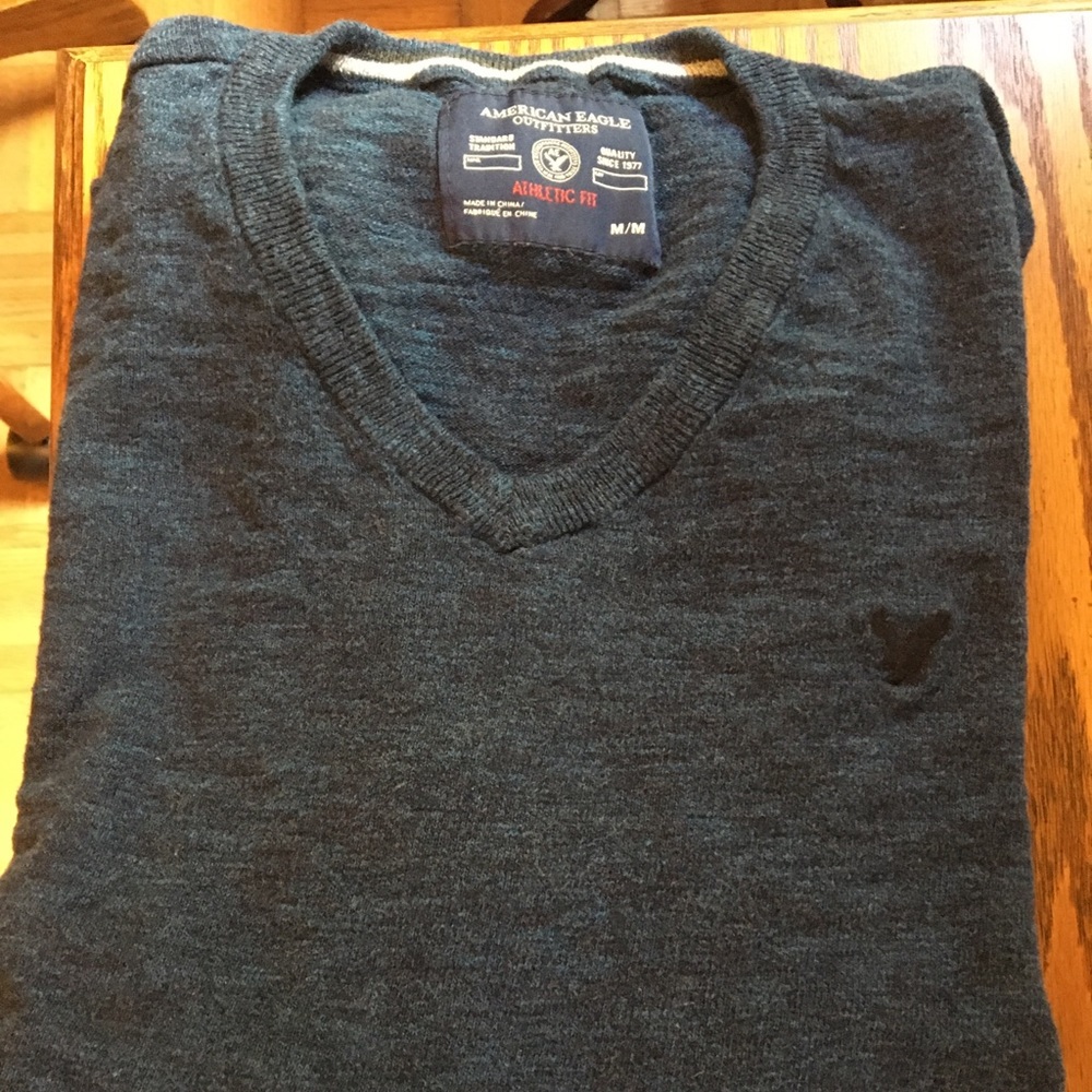 Men’s American Eagle Sweater, navy blue